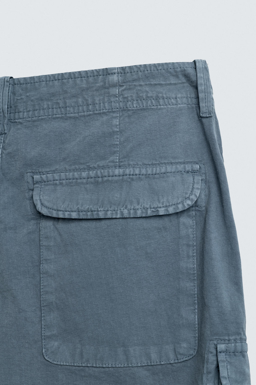 BERMUDA CARGO RELAXED FIT / Azul