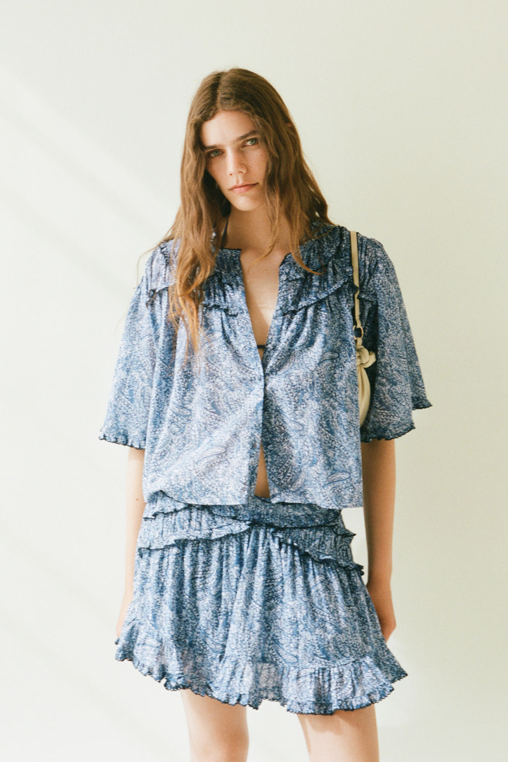 Blusa de algod?n con canes? de volantes - H&m фото 6