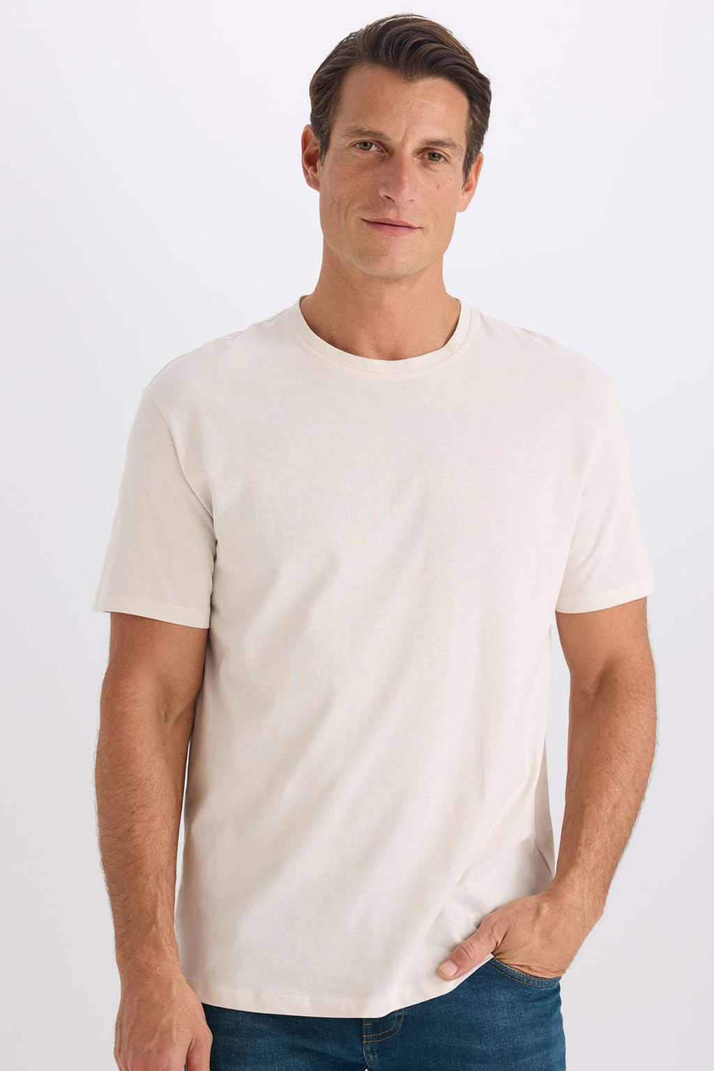 New Regular Fit Bisiklet Yaka Basic Duz K?sa Kollu Tisort - Defacto фото 23