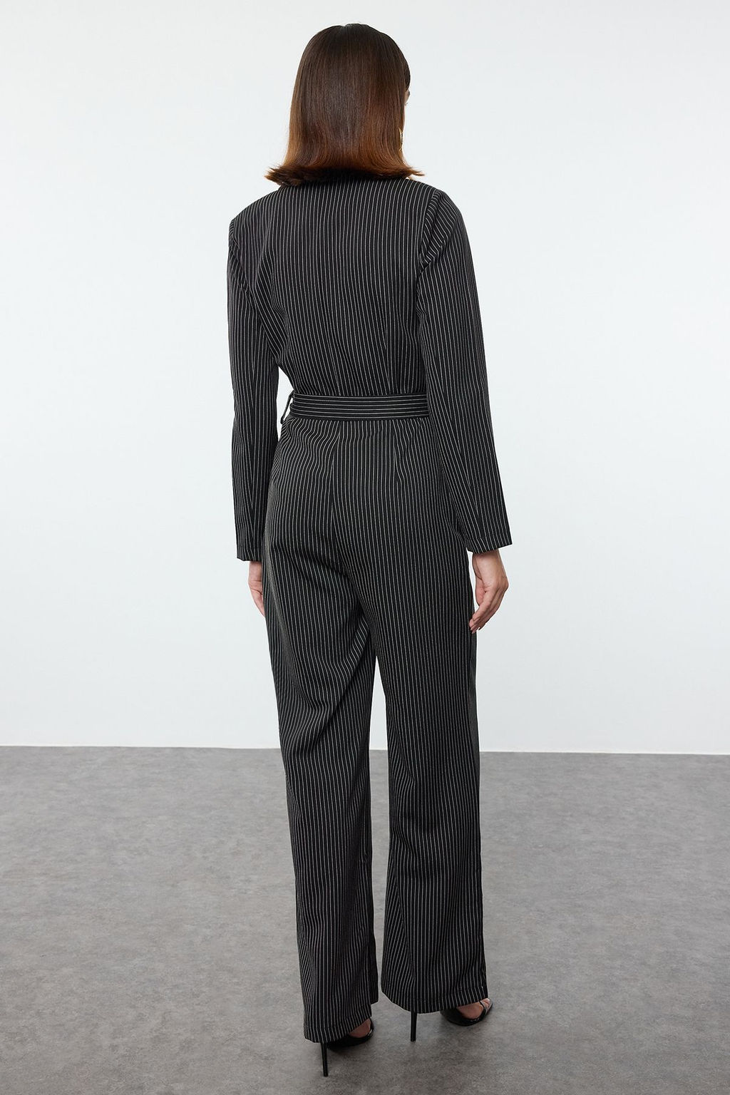 TRENDYOLMILLA Siyah Kusakl? Cizgili Ceket Yakal? Uzun Tulum TWOAW25TU00007 фото 5