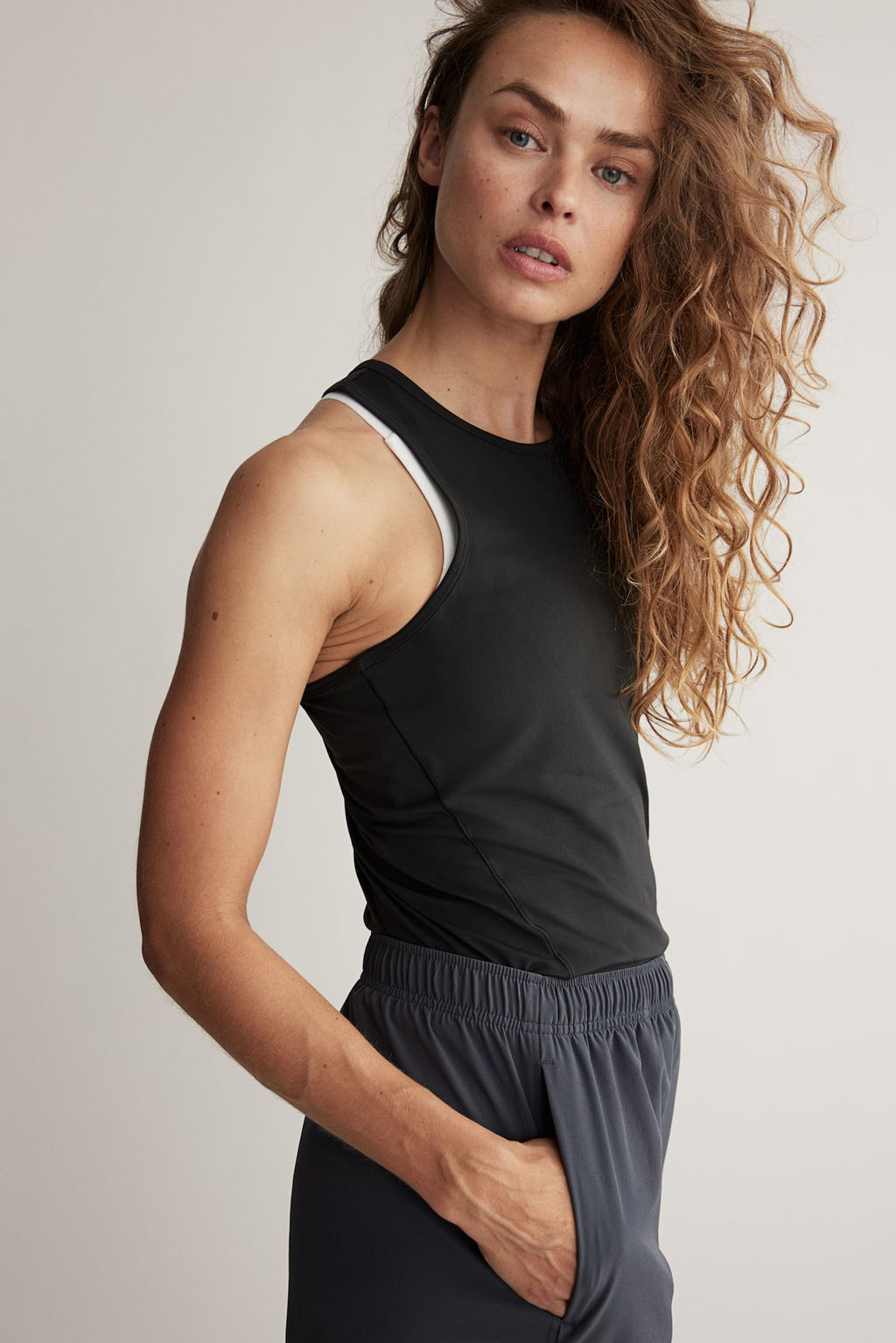 Top de deporte sin mangas en DryMove - H&m фото 2