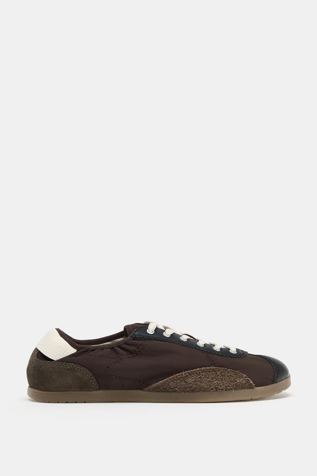 COMBINATION TRAINERS