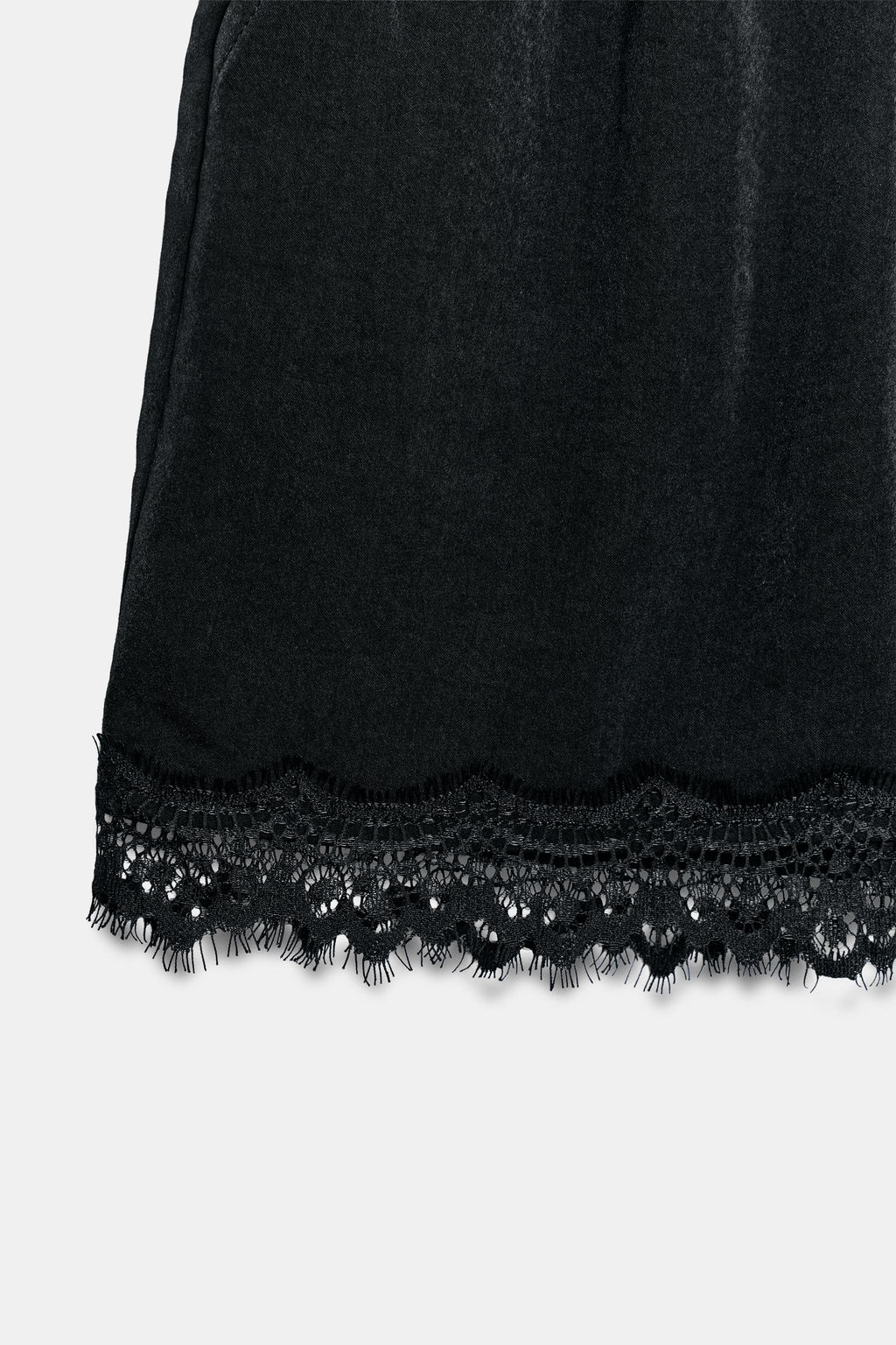 SHORTS SATINADOS PUNTILLA / Negro - Zara фото 9
