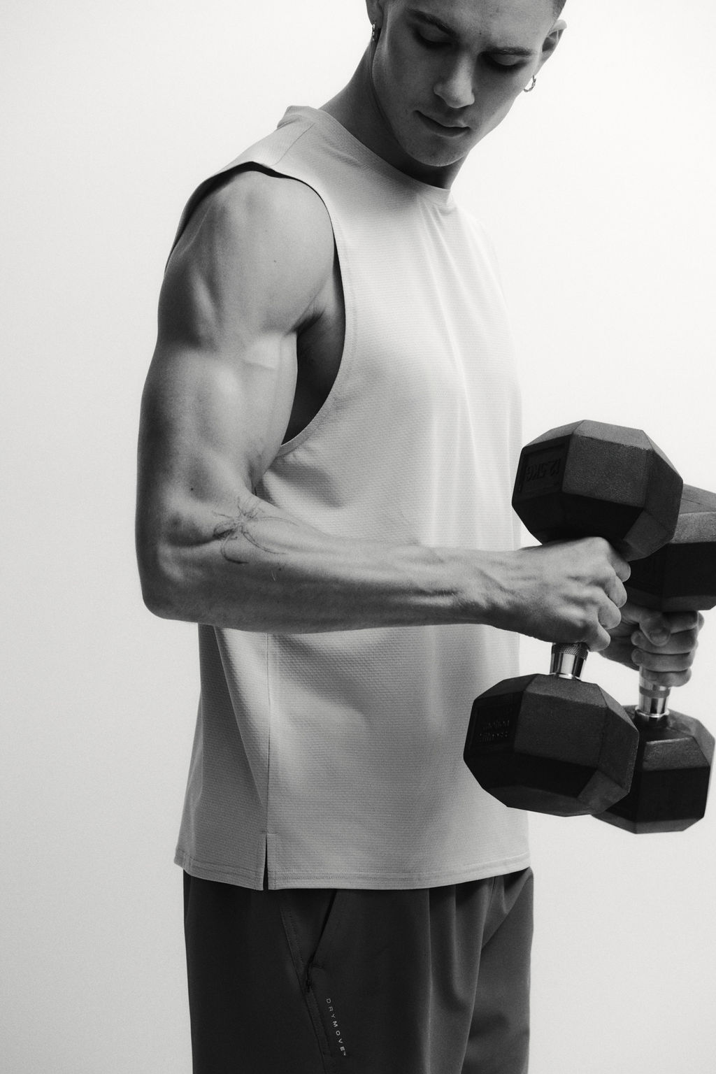 Camiseta de deporte con DryMove Regular Fit - H&m фото 15
