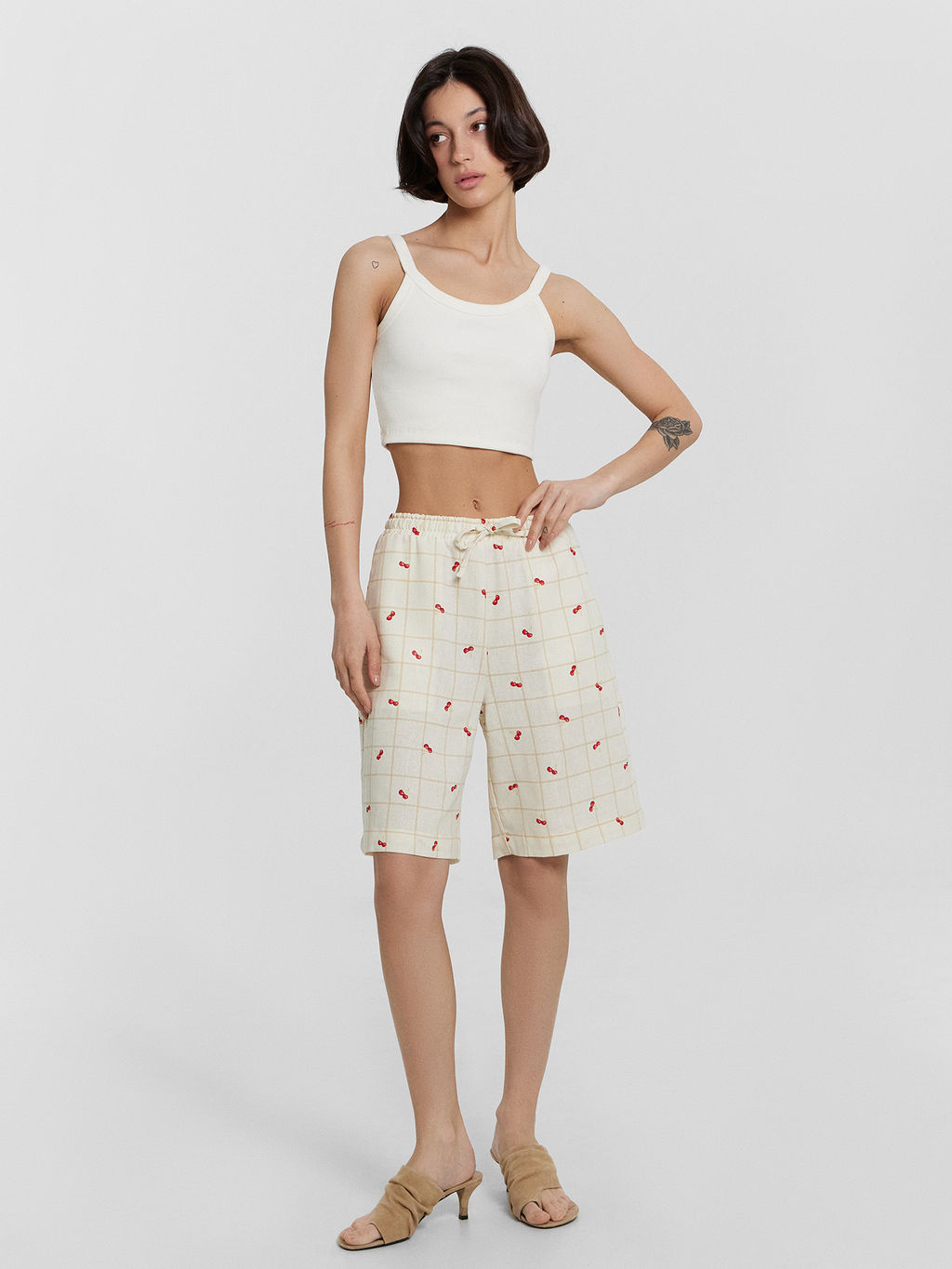 ШОРТЫ ЖЕНСКИЕ