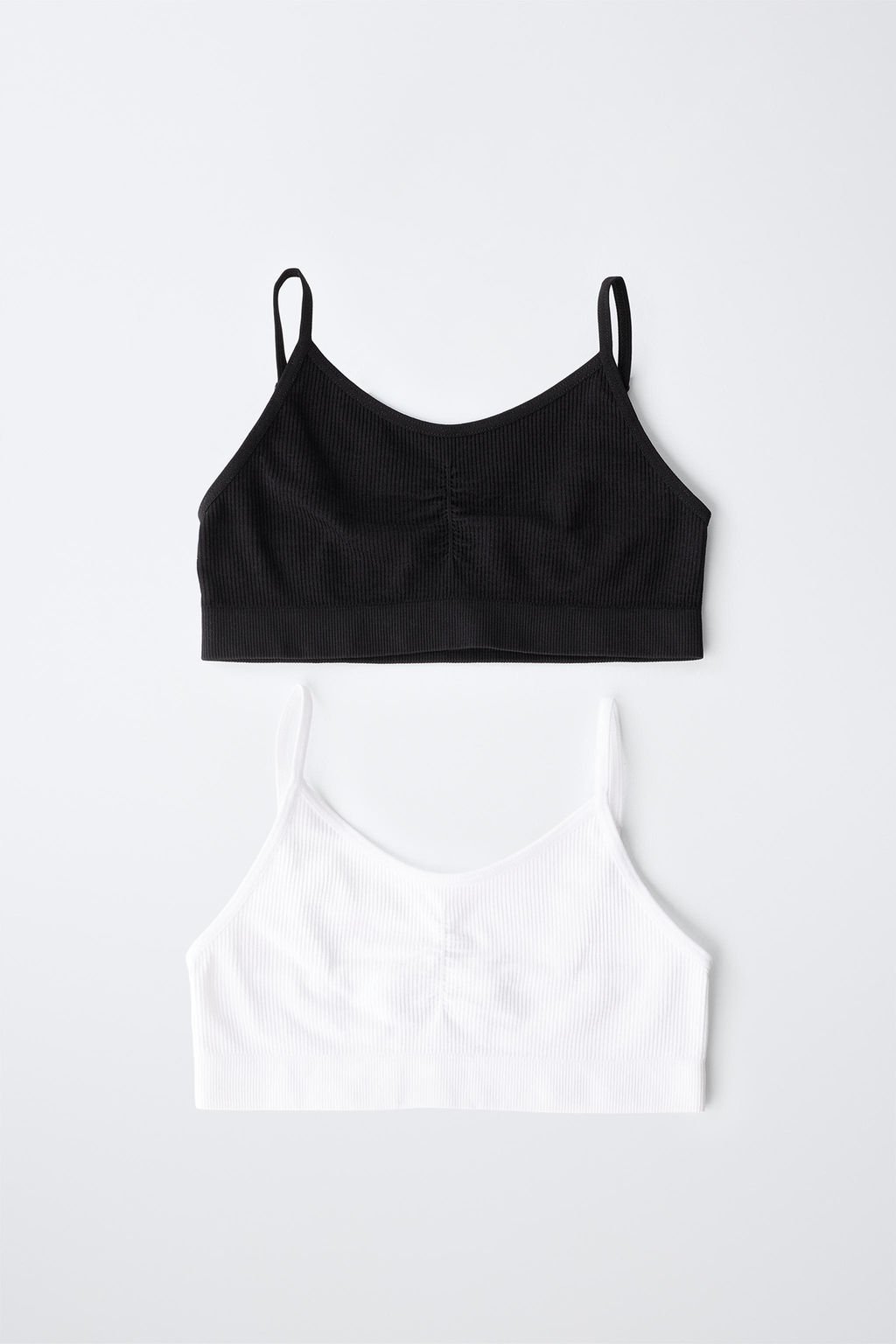 8-14 A?OS/ PACK DOS TOPS SEAMLESS / Blanco / Negro - Zara фото 4