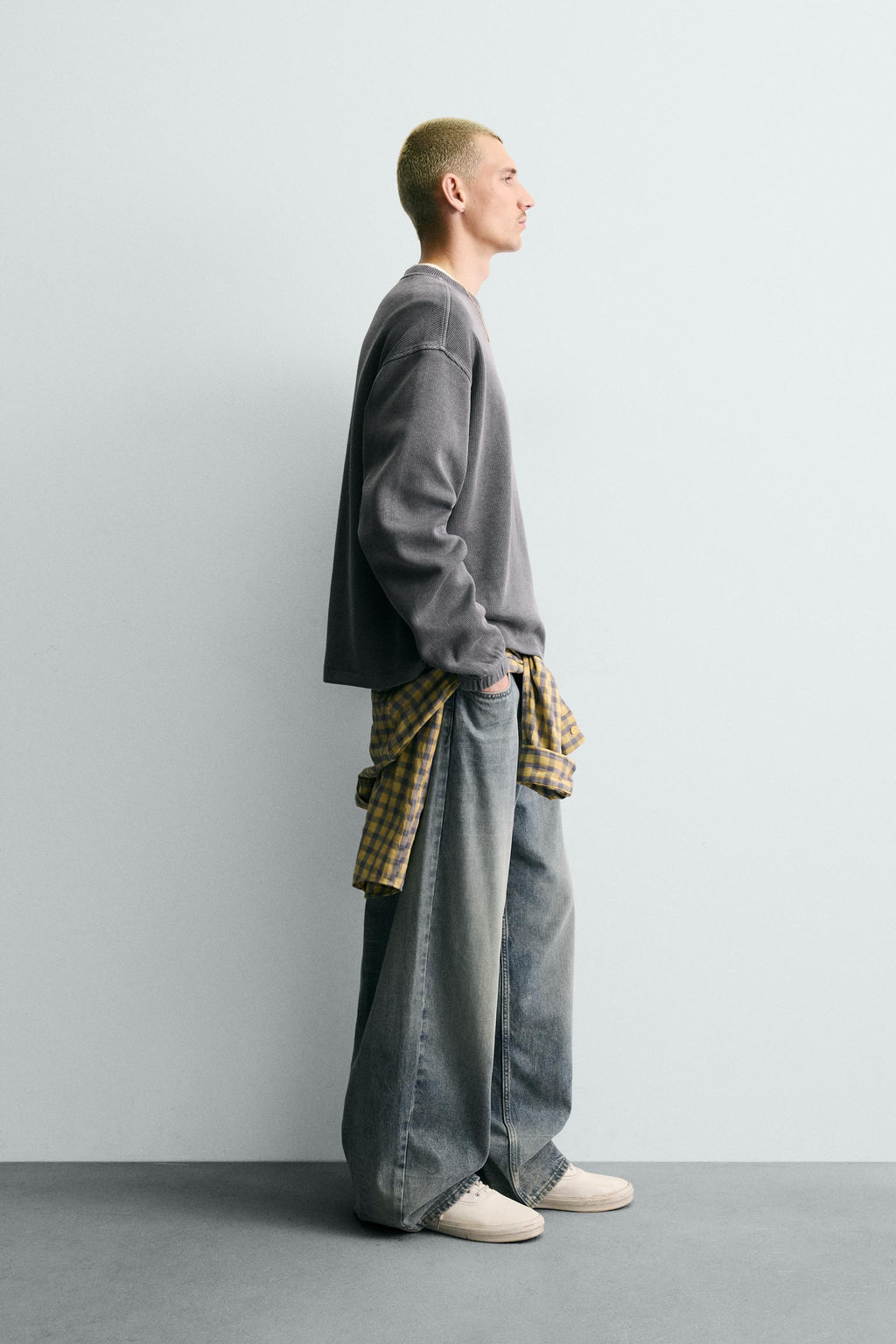 SUDADERA ESTRUCTURA LAVADA / Azul lavado