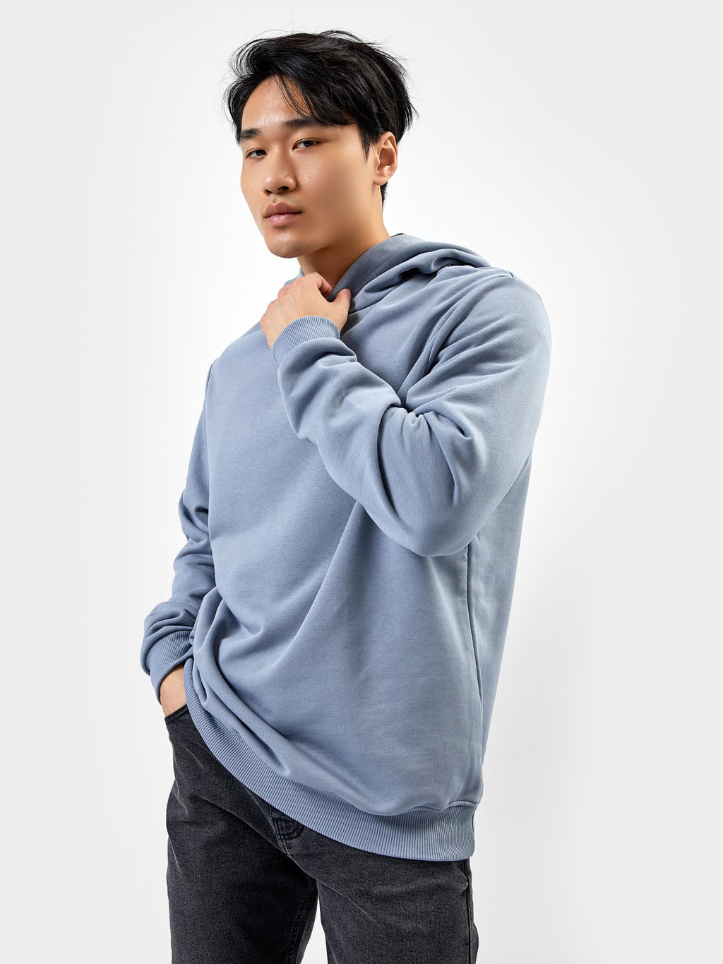 Худи мужское в сером цвете сизый 121751-2