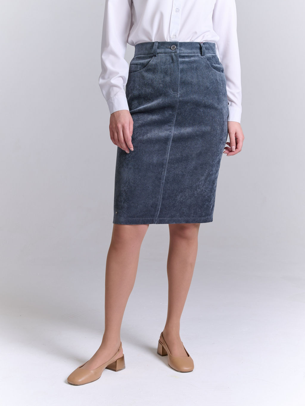 Вельветовая юбка прямого кроя