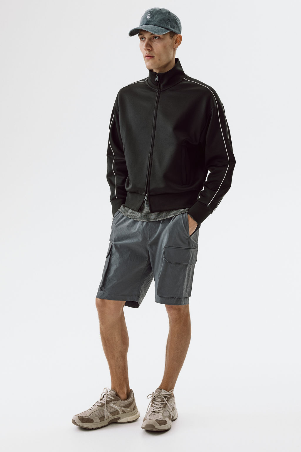 Pantal?n corto estilo cargo Regular Fit - H&m фото 5