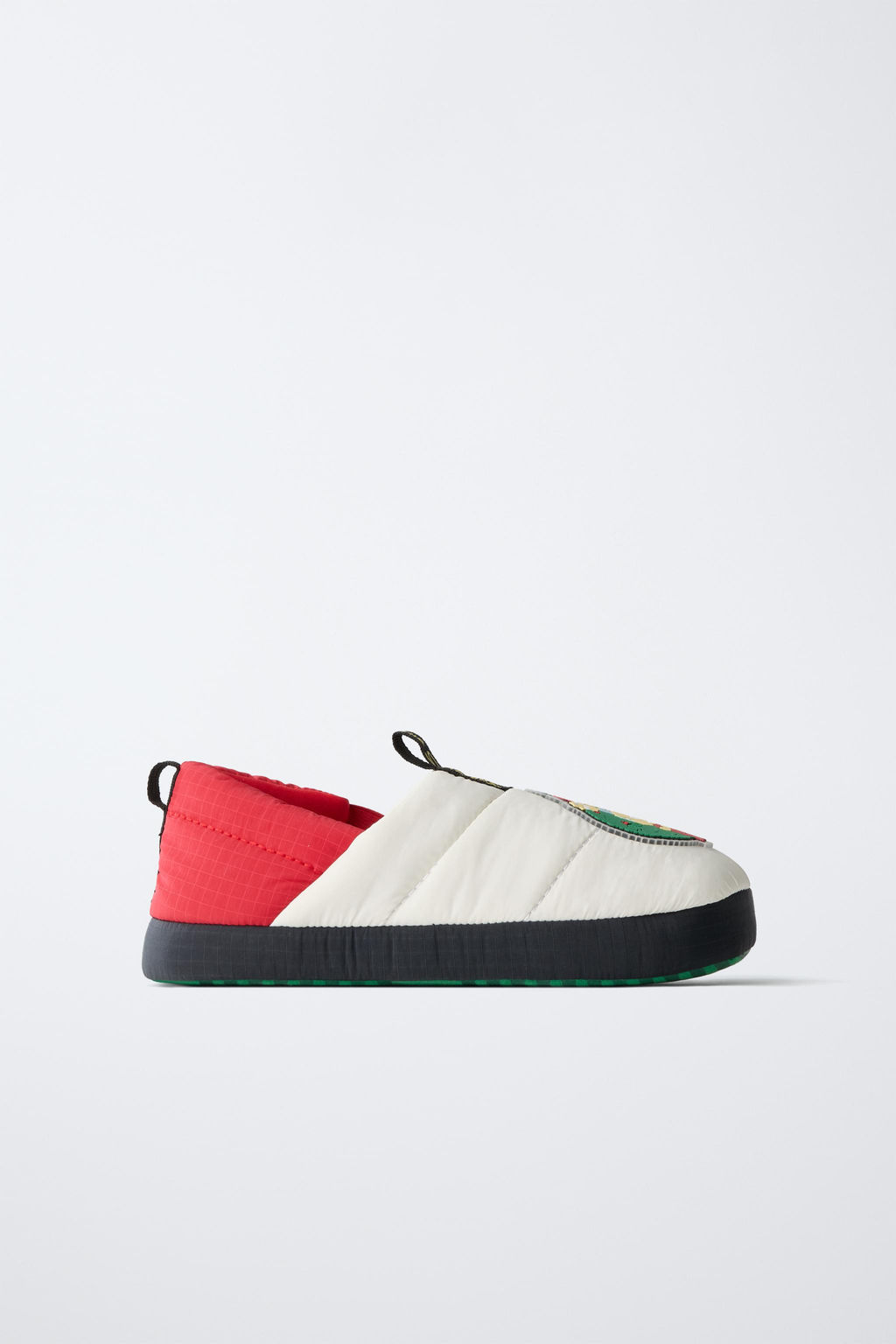 THE SIMPSONS  MATT GROENING SLIPPERS