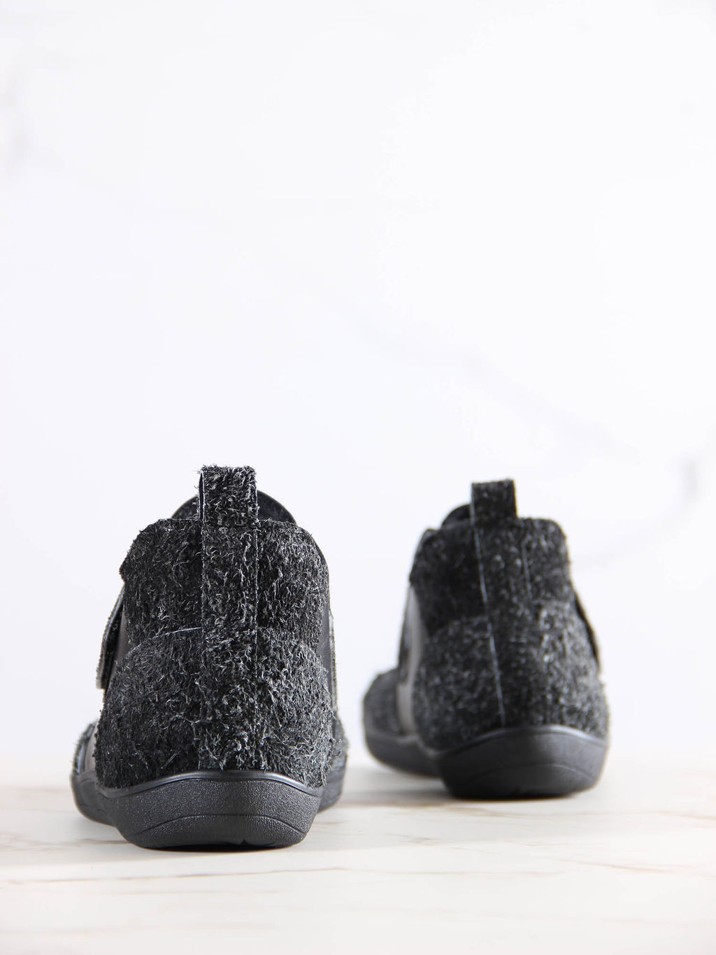 Босоногие ботинки 206.NATAbl.Черная кожа+черный джангл/Мех