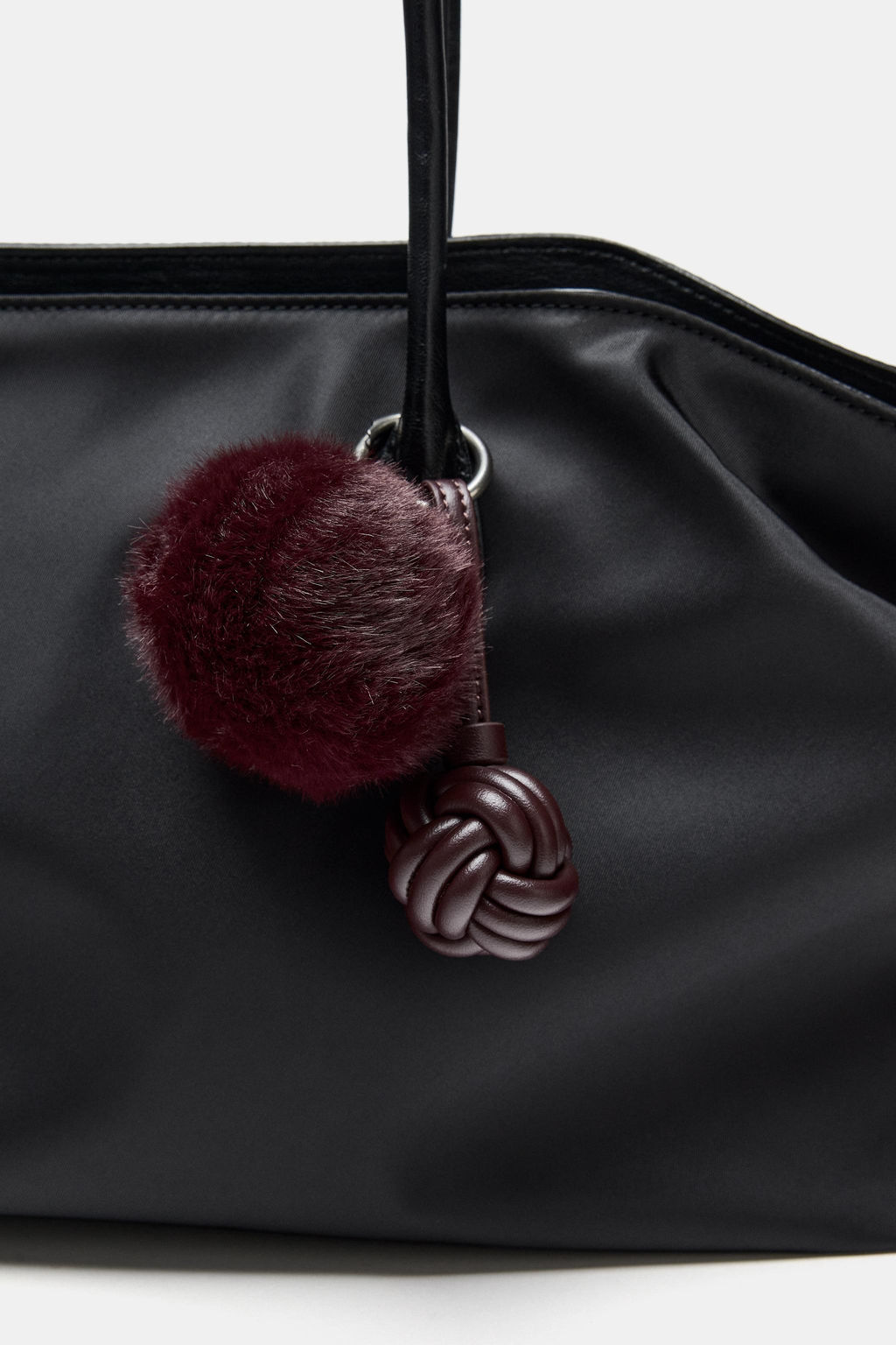 KNOTTED FAUX FUR CHARM - Zara фото 4