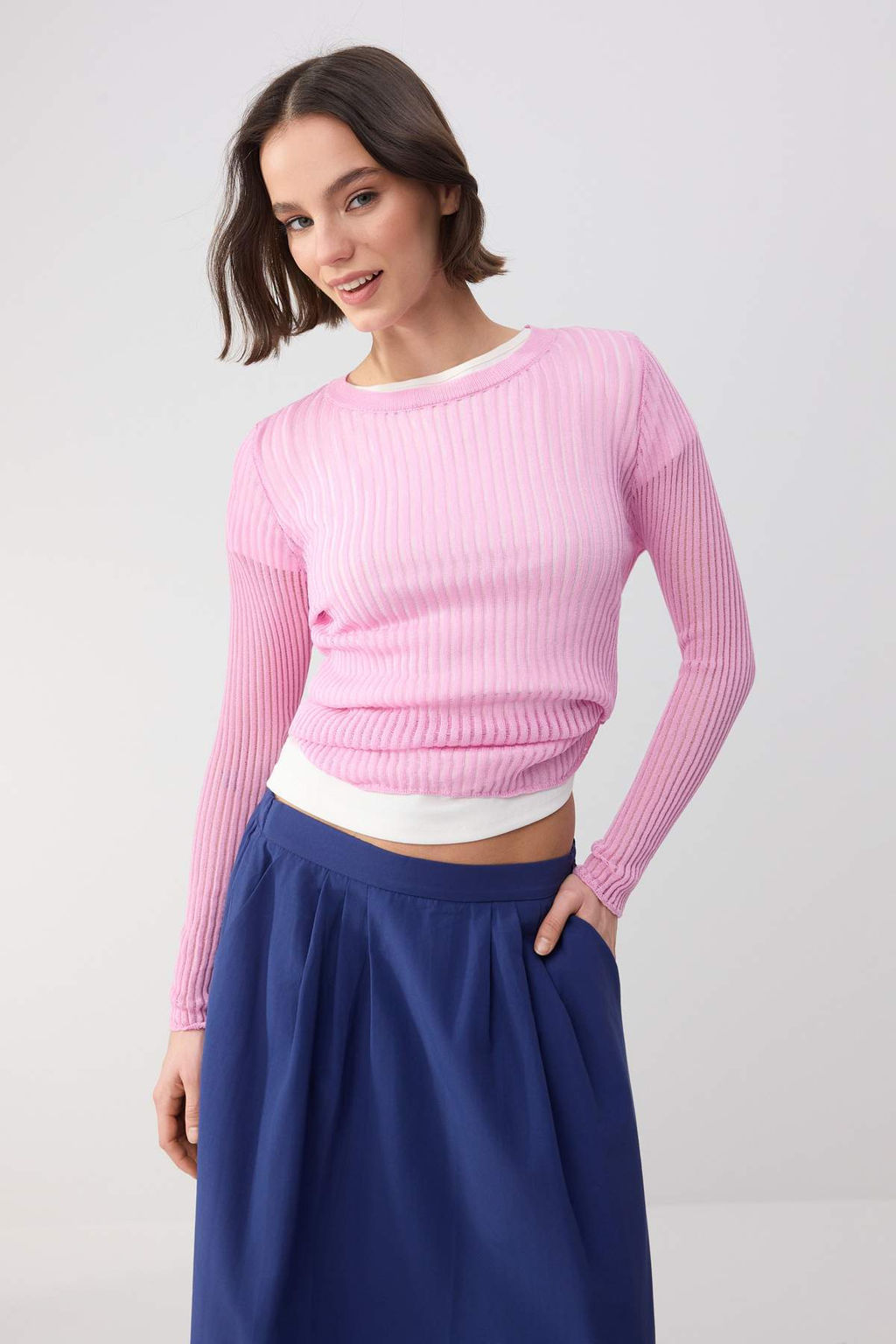 Wardrobe Essentials-Ekru Fitted/Vucuda Oturan Kay?k Yaka K?sa Kollu Orme T-Shirt TWOSS26TS00070