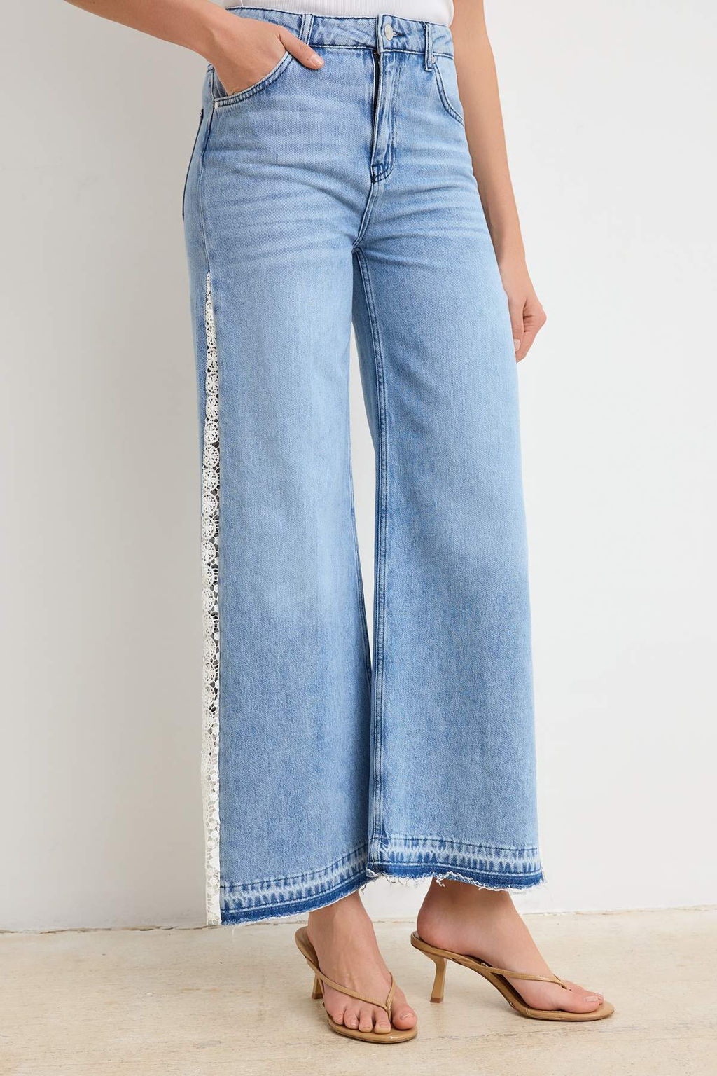 Mavi DOKUMLU Yuksek Bel %100 Pamuk Wide Leg Jeans TWOSS26JE00229 - Trendyolmilla фото 6