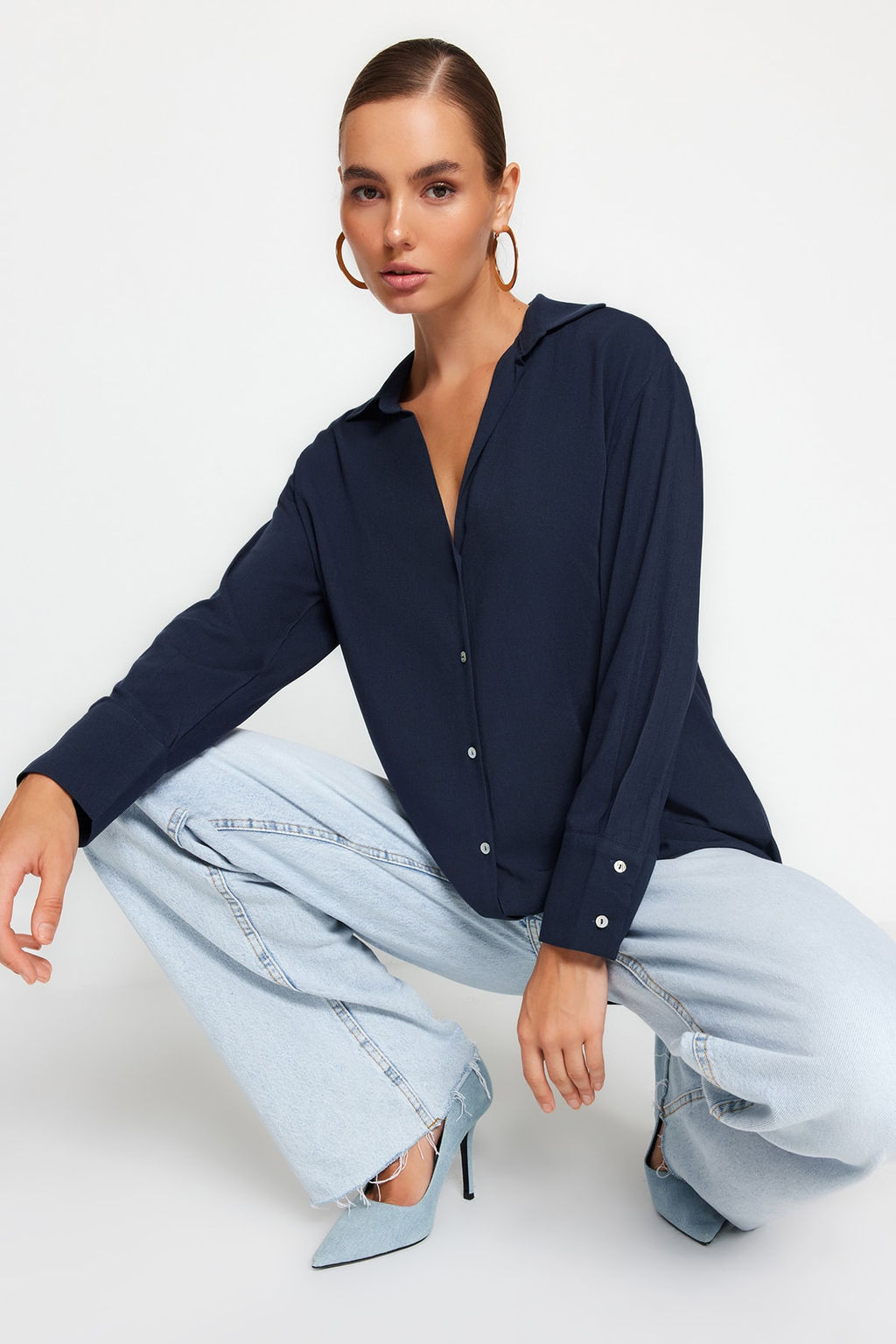 Lacivert Basic Oversize Genis Kal?p Dokuma Gomlek TWOAW24GO00207