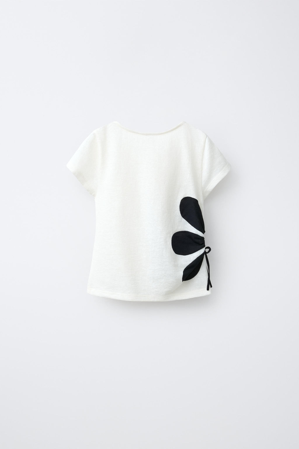 CAMISETA CUT OUT FLOR / Crudo - Zara фото 3