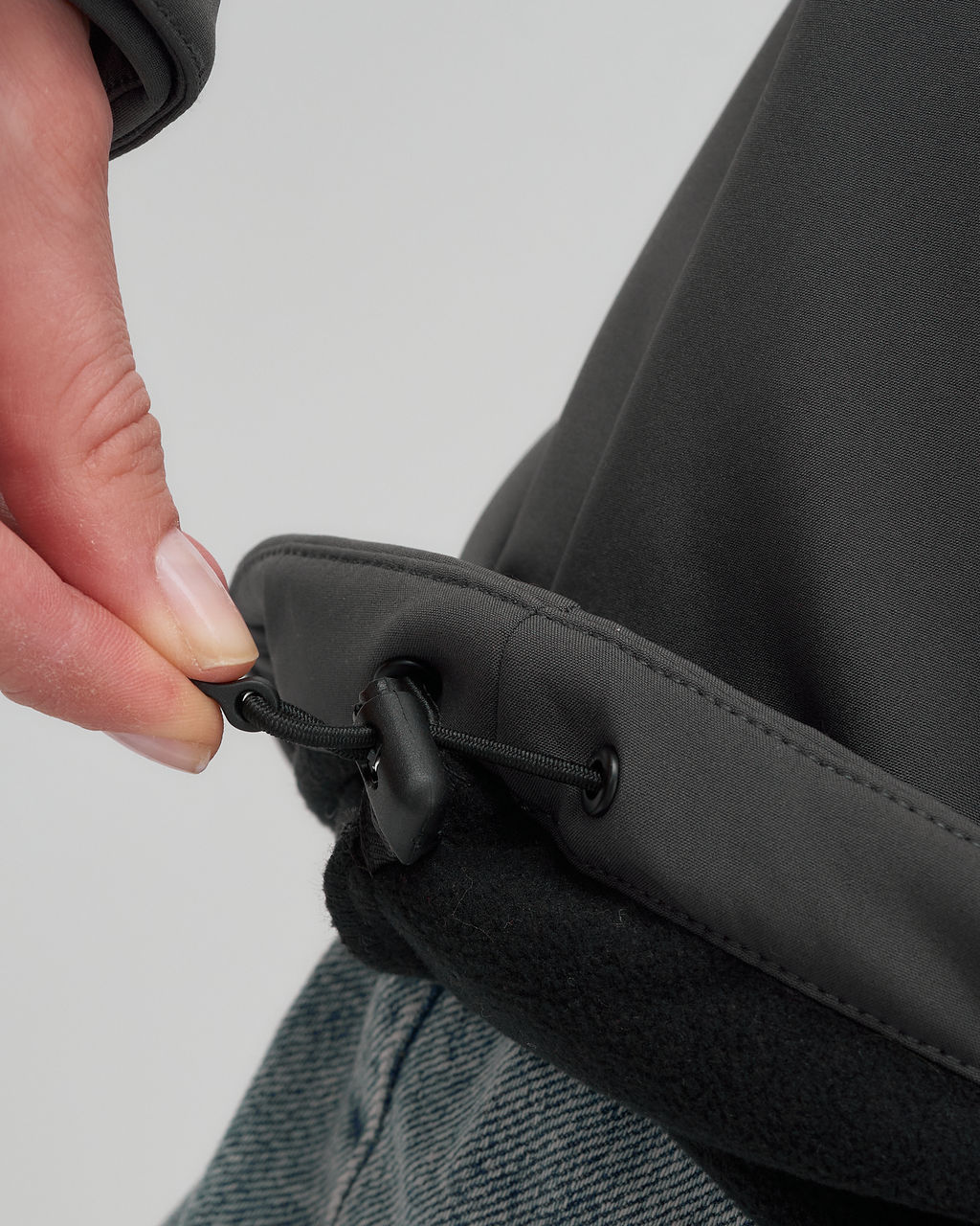 Парка спортивная женская с капюшоном softshell темно-серого цвета 9568TC - Mtforce фото 50