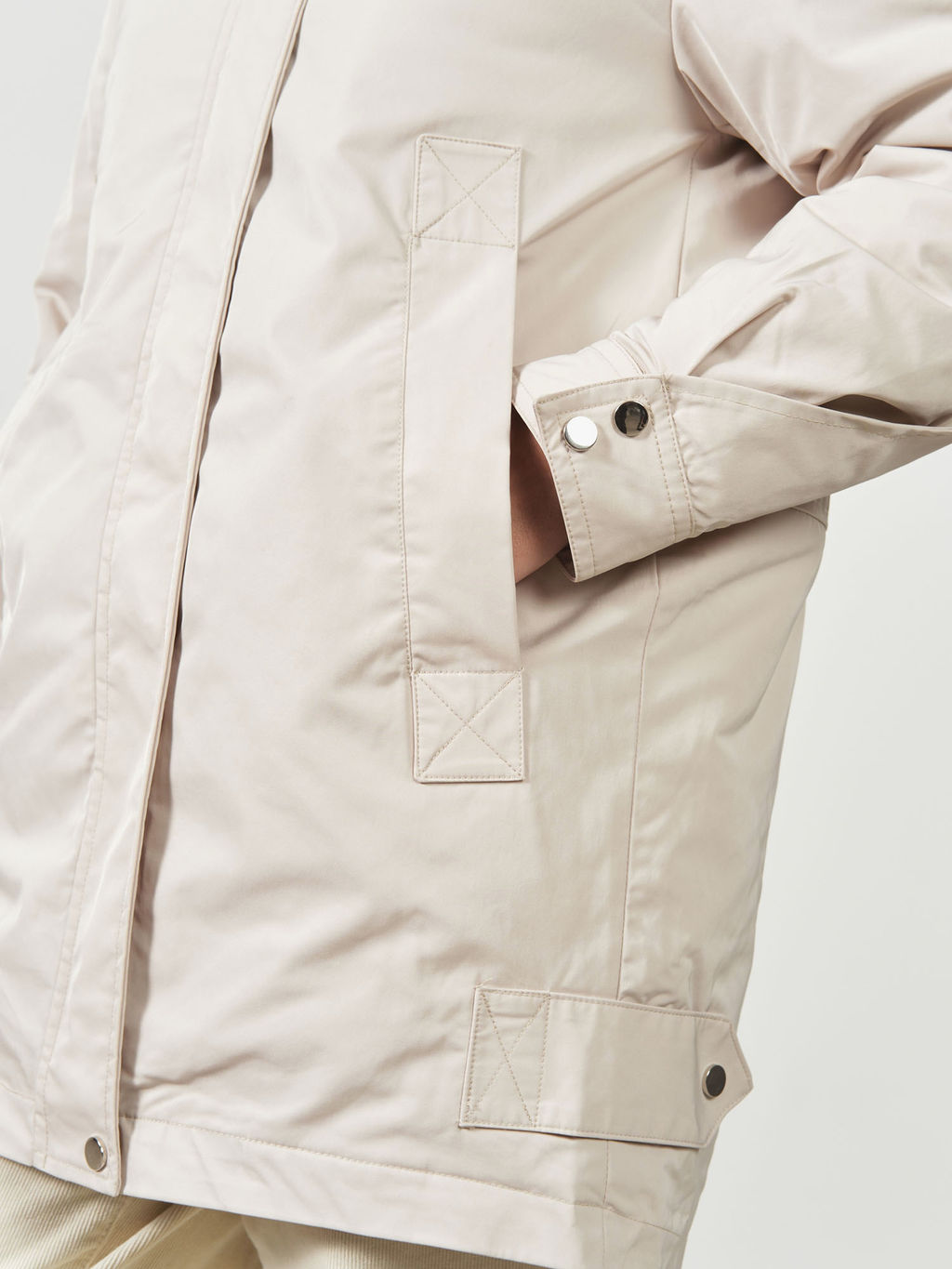 Пальто плащевое 32081 светло-бежевое