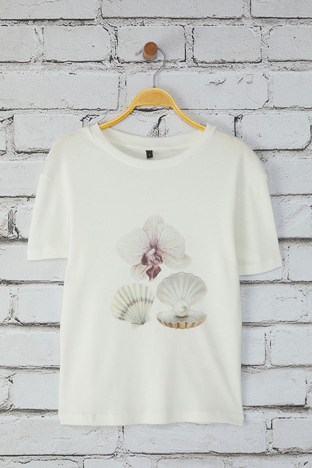 TRENDYOLMILLA Ekru Bask?l? Fitted/Vucuda Oturan Orme T-shirt TWOSS25TS00108  фото 5