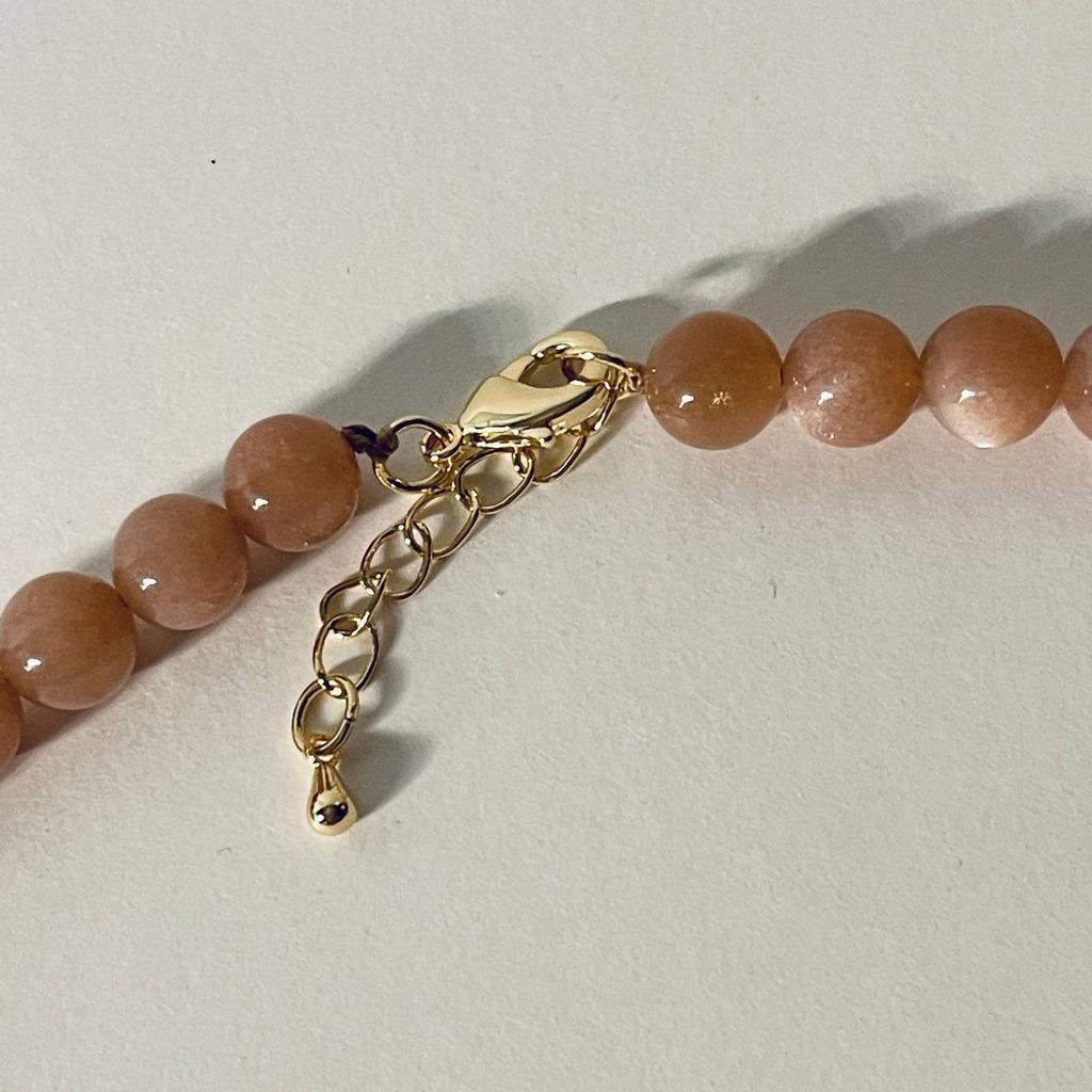 Бусы из Лунного камня