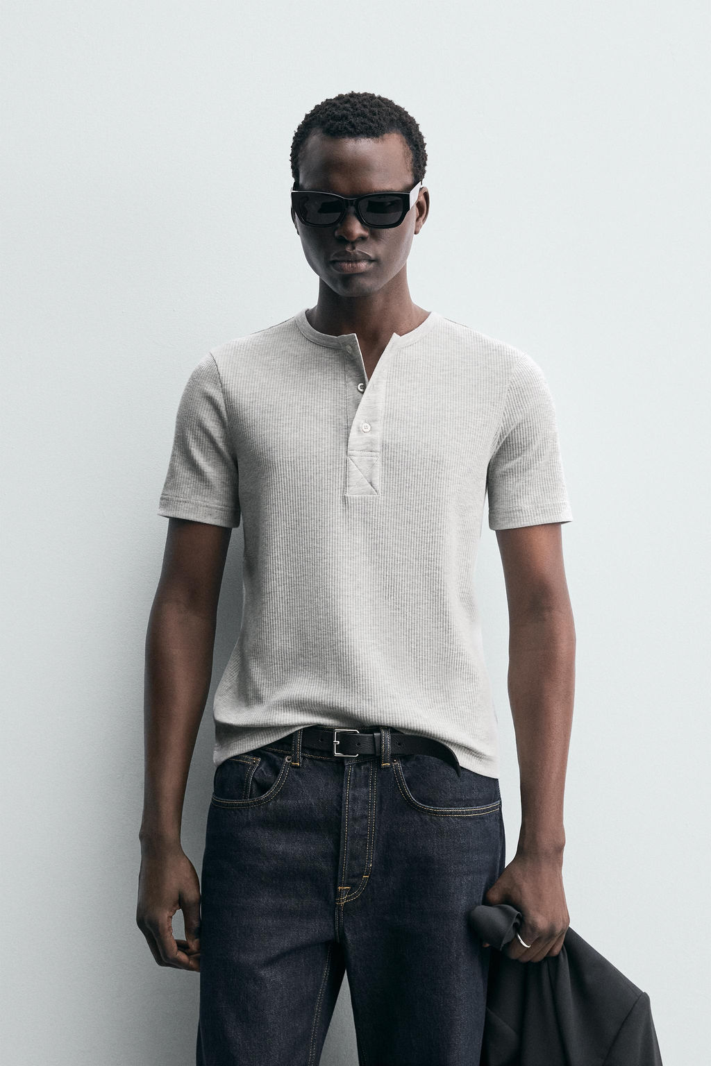 BUTTON-NECK T-SHIRT - Zara фото 2