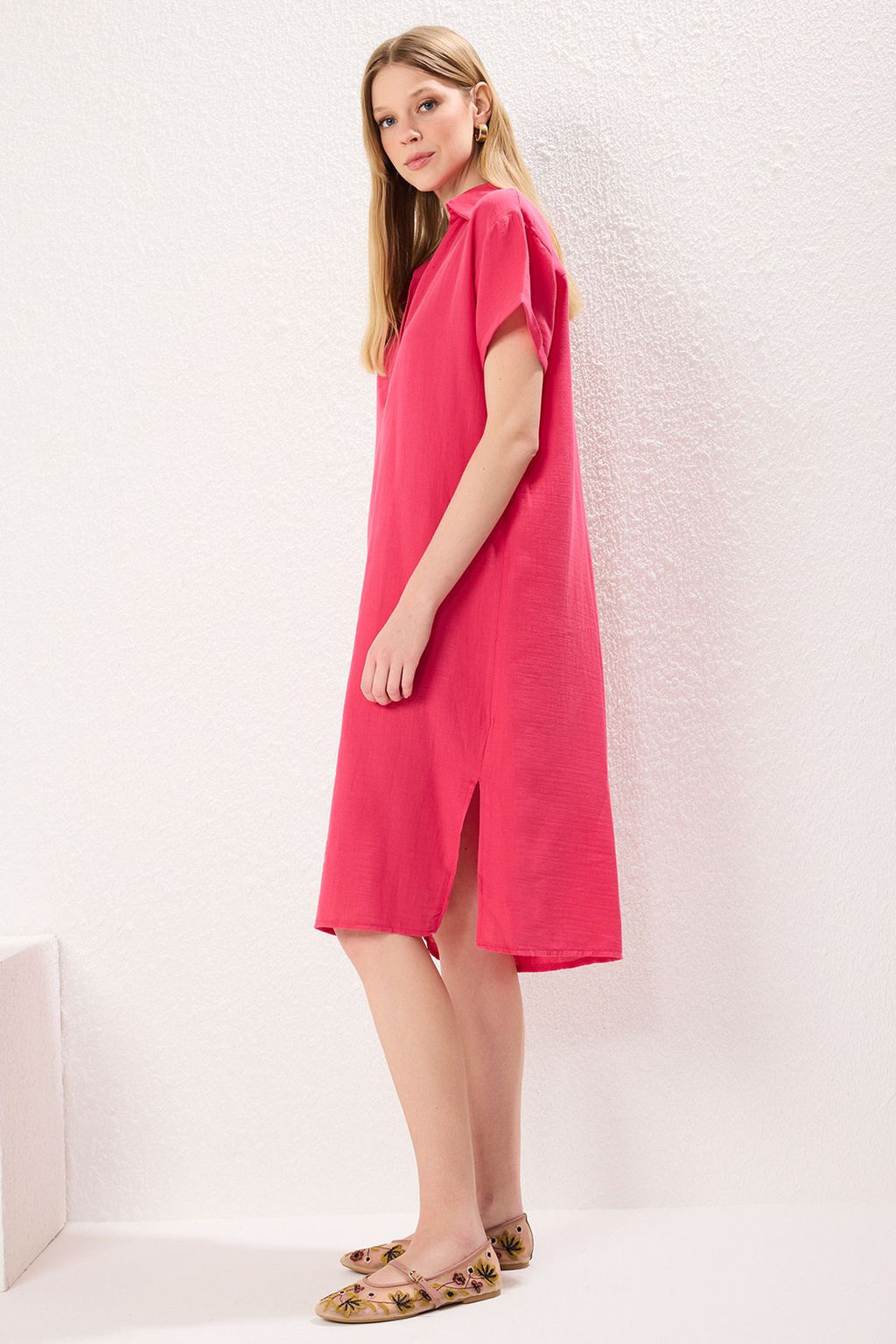 TRENDYOLMILLA Fusya Duz Kesim Muslin Midi Dokuma Elbise TWOSS25EL00171  фото 4