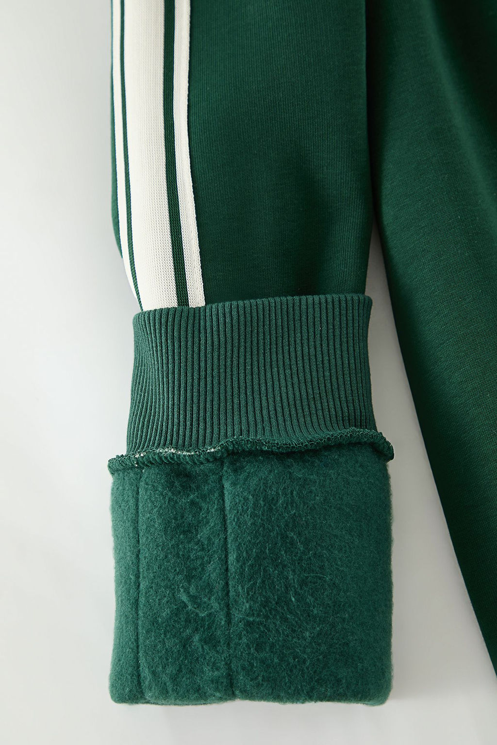 Zumrut Yesili Regular/Normal Kesim Seritli Ici Polarl? Sweatshirt TMNAW25SW00163 - Trendyolmilla фото 7