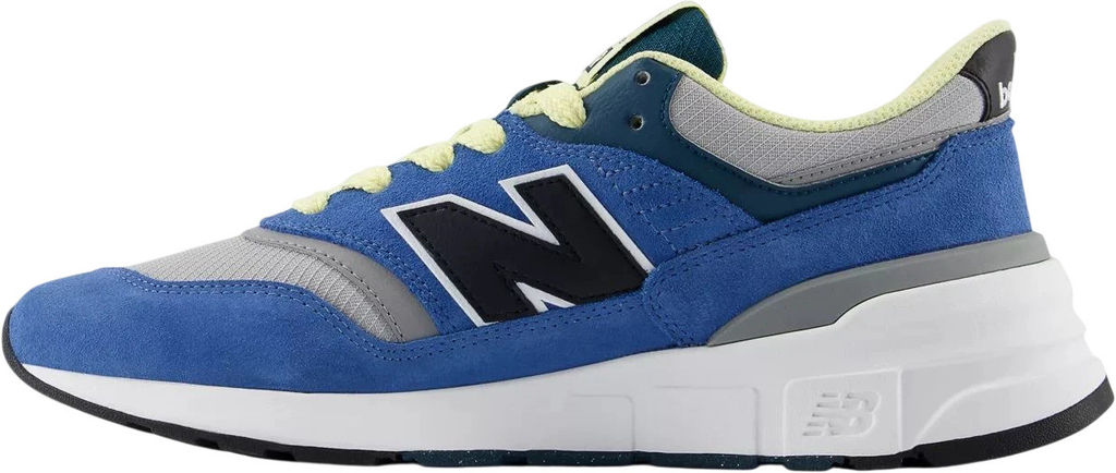 Кроссовки взрослые