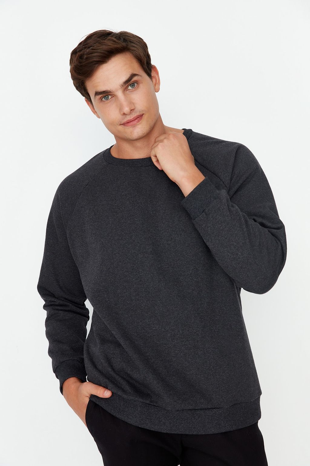 TRENDYOL MAN Siyah Regular Fit Ici Polar/S?cak Tutan Sweatshirt TMNAW23SW00190 - Trendyolmilla фото 6