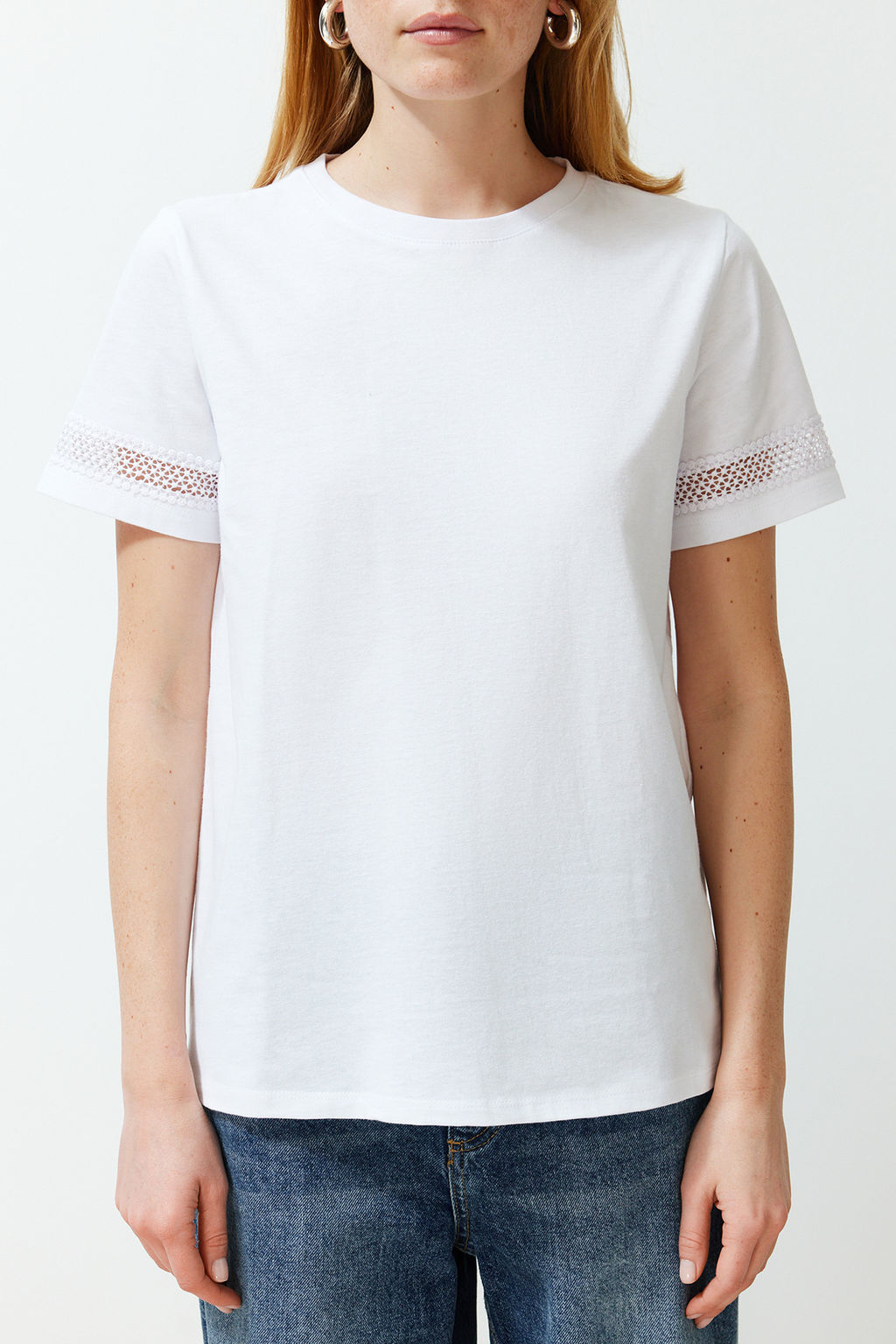 Beyaz Aksesuar Kal?n Pamuklu Detayl? Basic/Regular Kal?p Orme T-Shirt TWOSS24TS00048