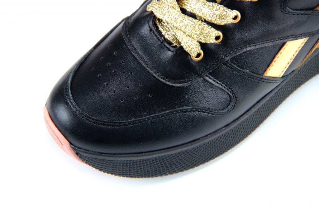 Кроссовки EDART 132.omegabl.black-gold