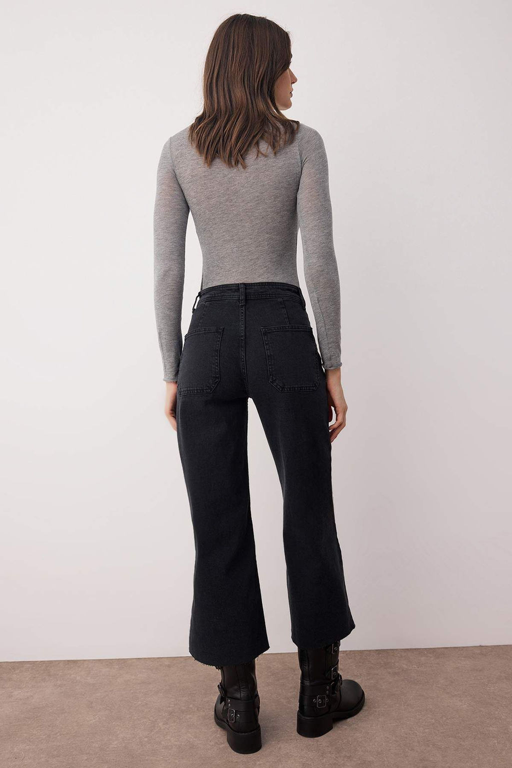 Siyah Yuksek Bel Pacas? Kesikli Comfort Culotte Jeans TWOAW26JE00048 - Trendyolmilla фото 4