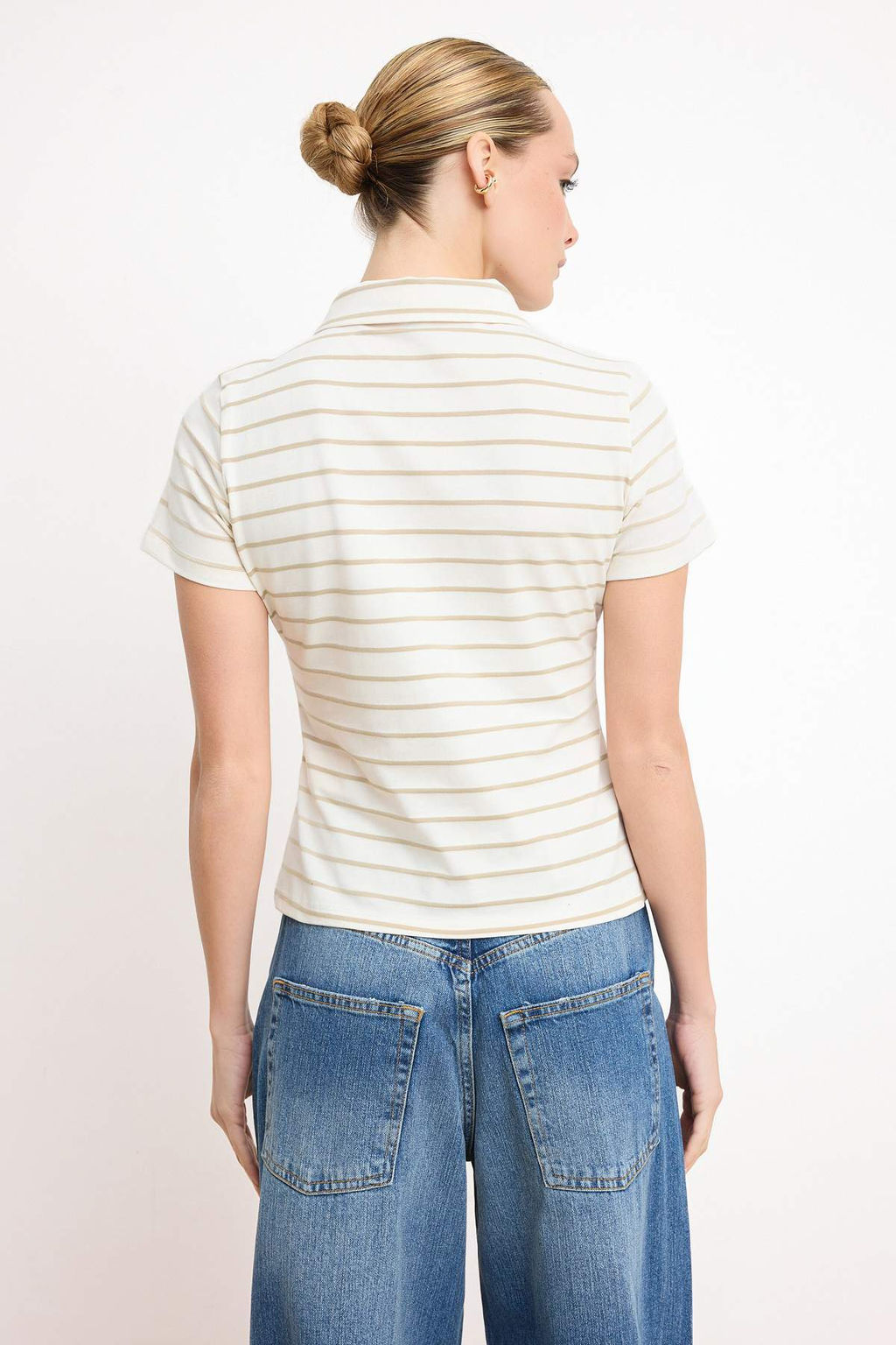 Ekru Cizgili Normal Kal?p Polo Yaka Fermuarl? Crop Yumusak Orme Bluz TWOSS26TS00025 - Trendyolmilla фото 5