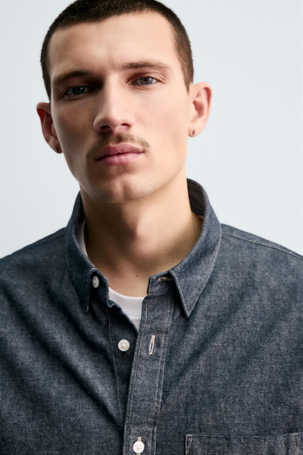 RELAXED FIT DENIM SHIRT - Zara фото 5