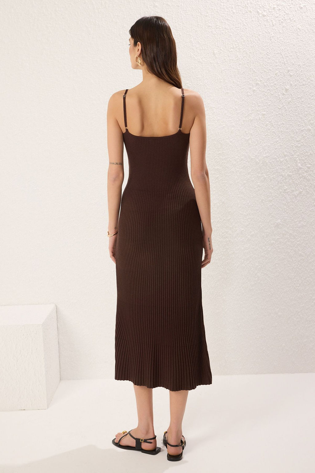 TRENDYOLMILLA Siyah Duz Maxi Fitilli A-Line Triko Elbise TWOSS25EL00503  фото 8