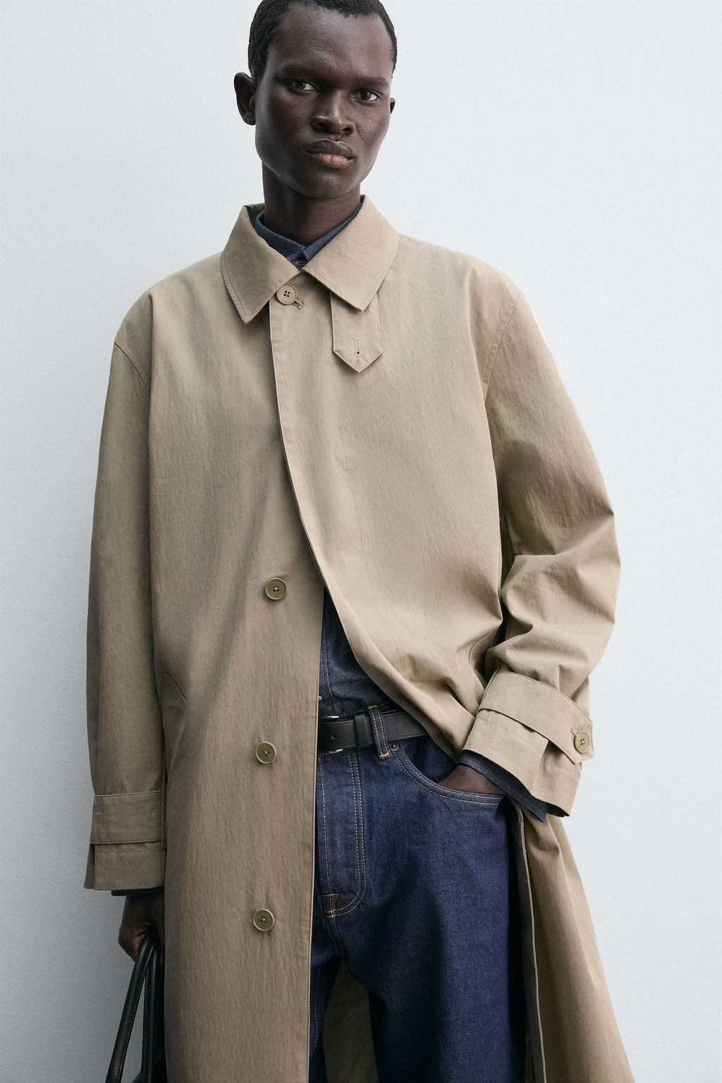WATER-REPELLENT TRENCH COAT