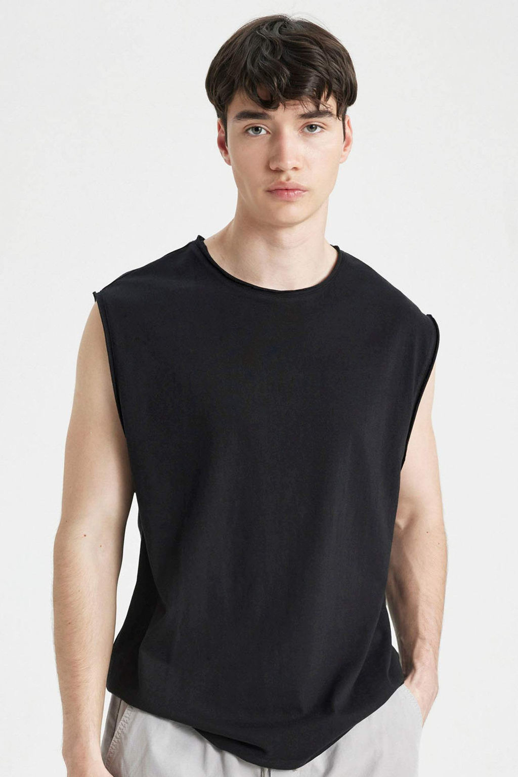 Boxy Fit Bisiklet Yaka Basic Duz Atlet - Defacto фото 3