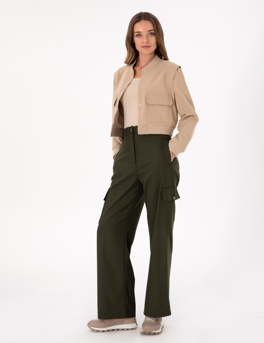 Haki Flare Fit Kuma_ Pantolon