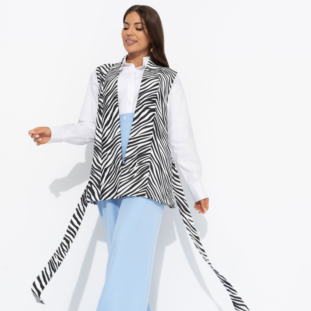 Жилет с поясом, Настроена эффектно (монохром) - Charutti фото 6