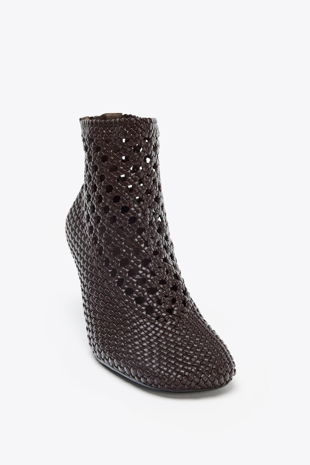 BRAIDED HEELED ANKLE BOOTS - Zara фото 11