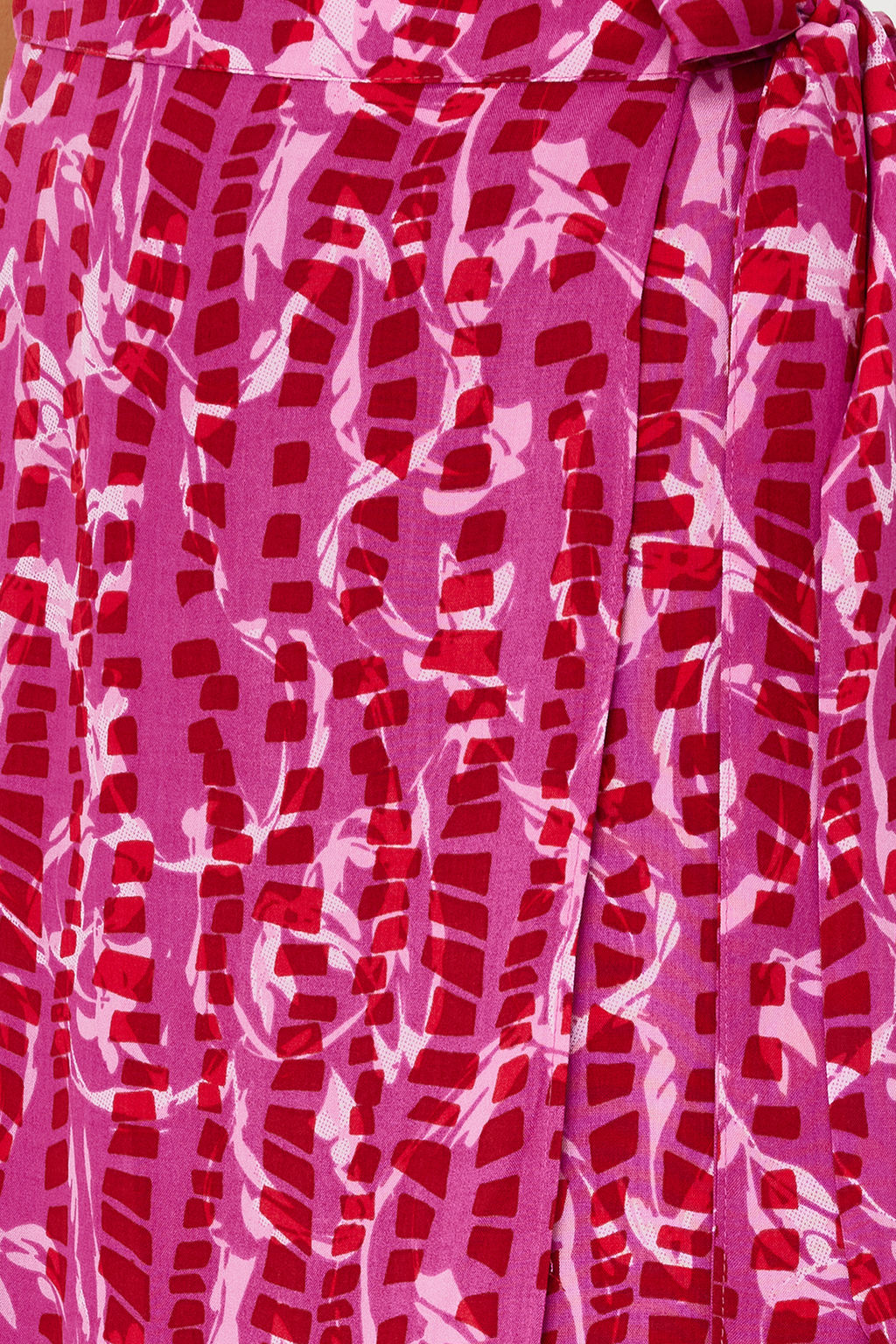 Mor Desenli Kruvaze Viskon Kumas Midi Boy Dokuma Etek TWOSS23ET00294