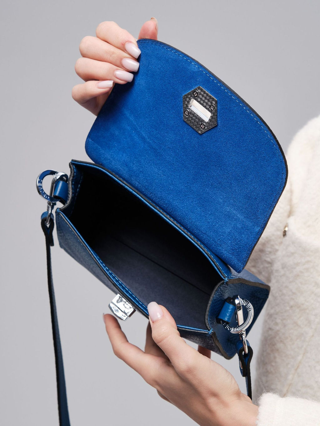 Сумка замшевая Deboro 31033 синяя гуашь