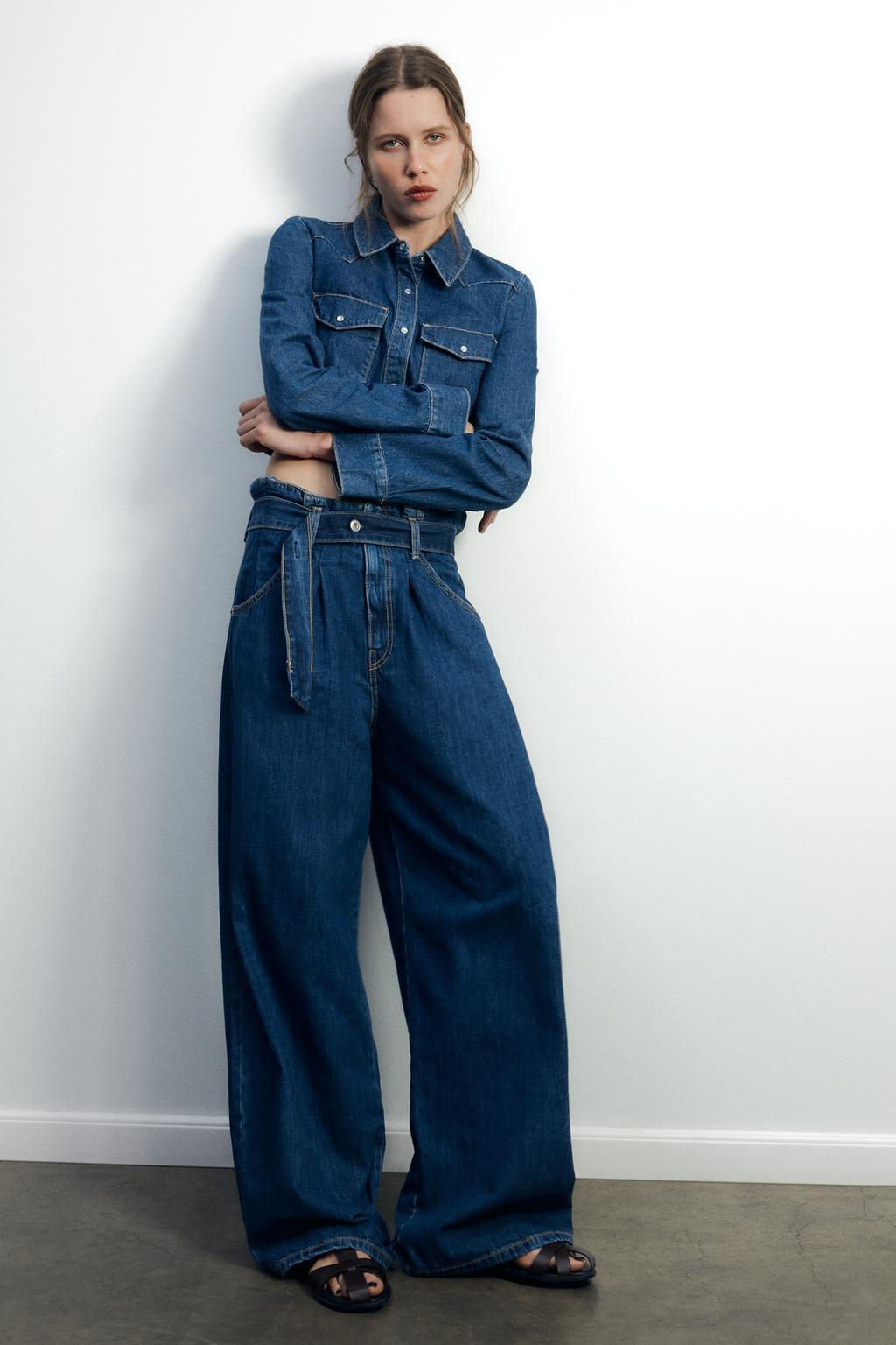 TRF HIGH-WAIST PAPERBAG BELTED JEANS
