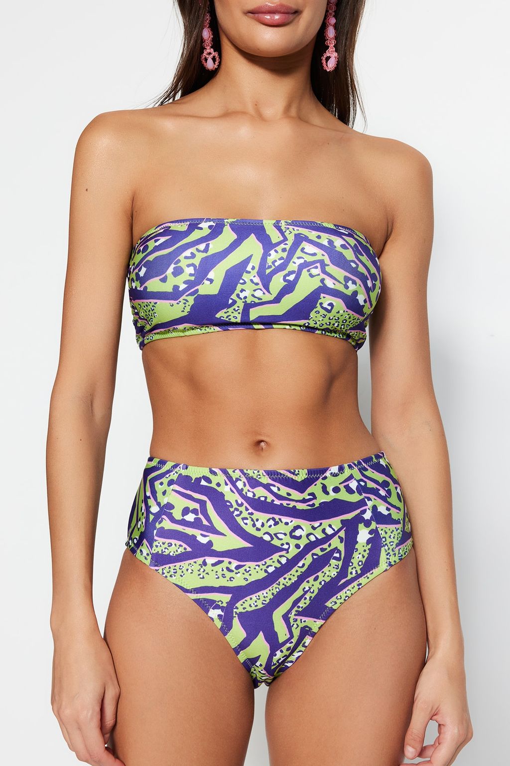 TRENDYOLMILLA Leopar Desenli Straplez Yuksek Bel Hipster Bikini Tak?m? TBESS22BT0018 фото 4