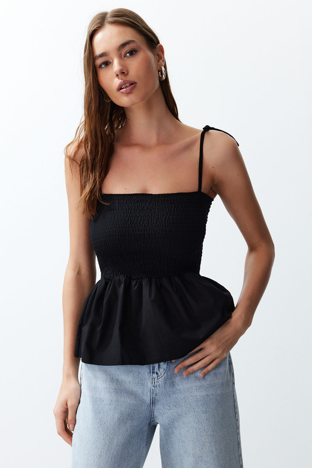 Siyah Pamuklu Poplin Detayl? Fitted Ask?l? Gipeli Esnek Orme Bluz TWOSS24BZ00393