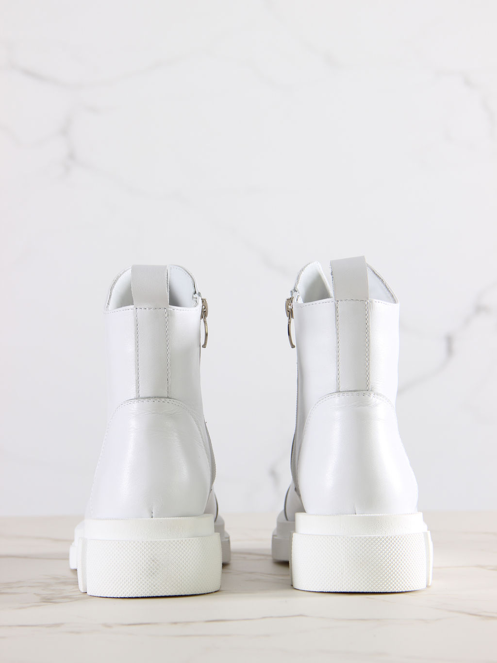 Ботинки 330.21074w. белый/Шерсть