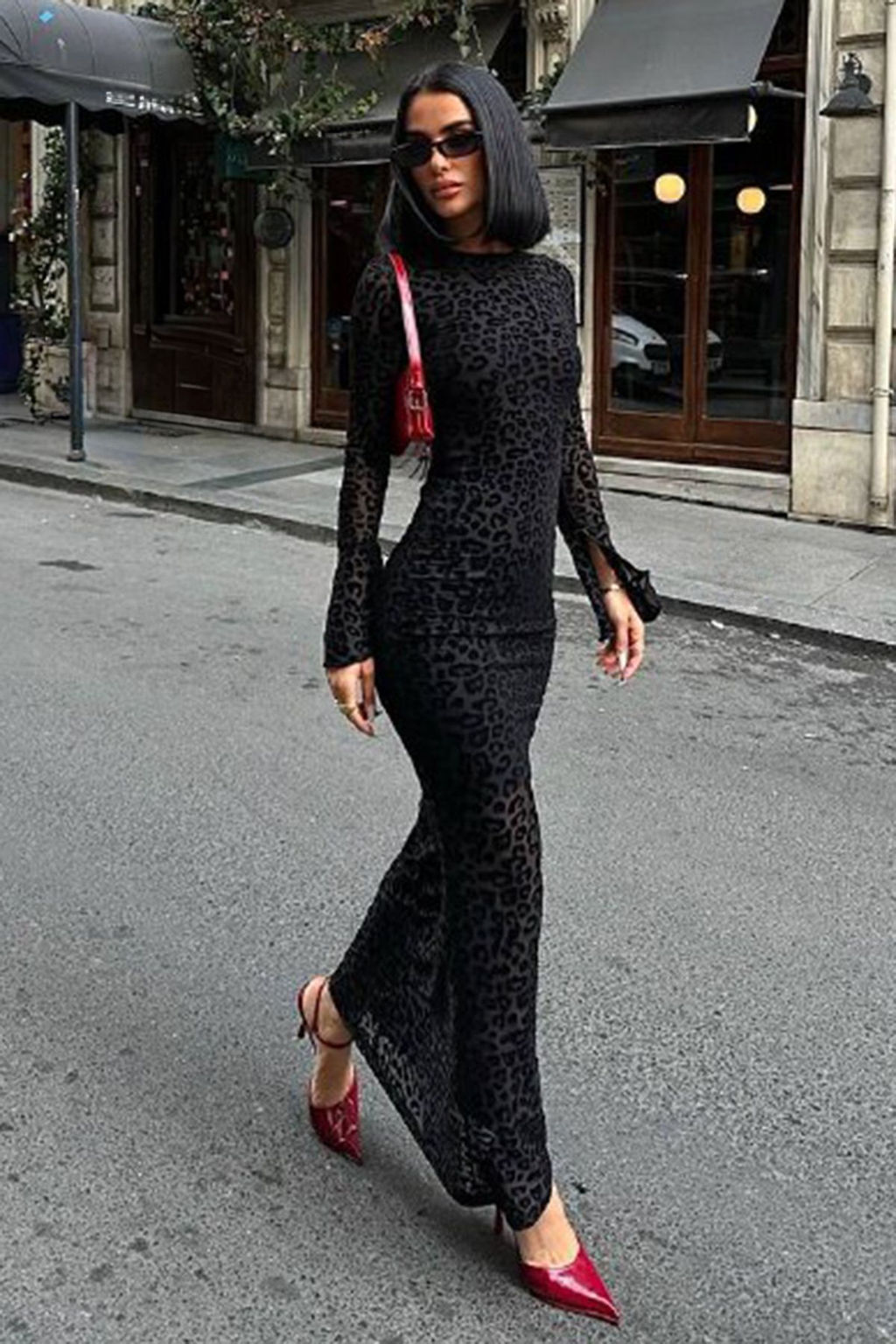 TRENDYOLMILLA Siyah Flok Bask?l? Tul Midi Boy Astarl? Elbise TPRAW25EL00165