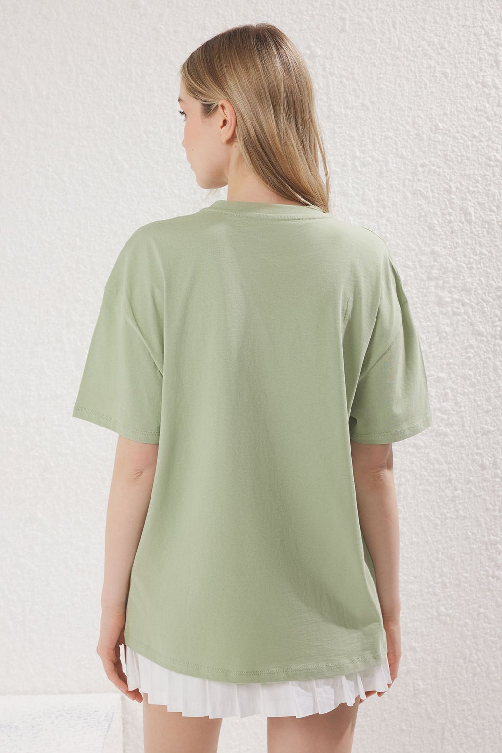 TRENDYOLMILLA Mint %100 Pamuk Oversize/Genis Kesim Slogan Nak?sl? Orme T-Shirt TWOSS25TS00161  фото 5
