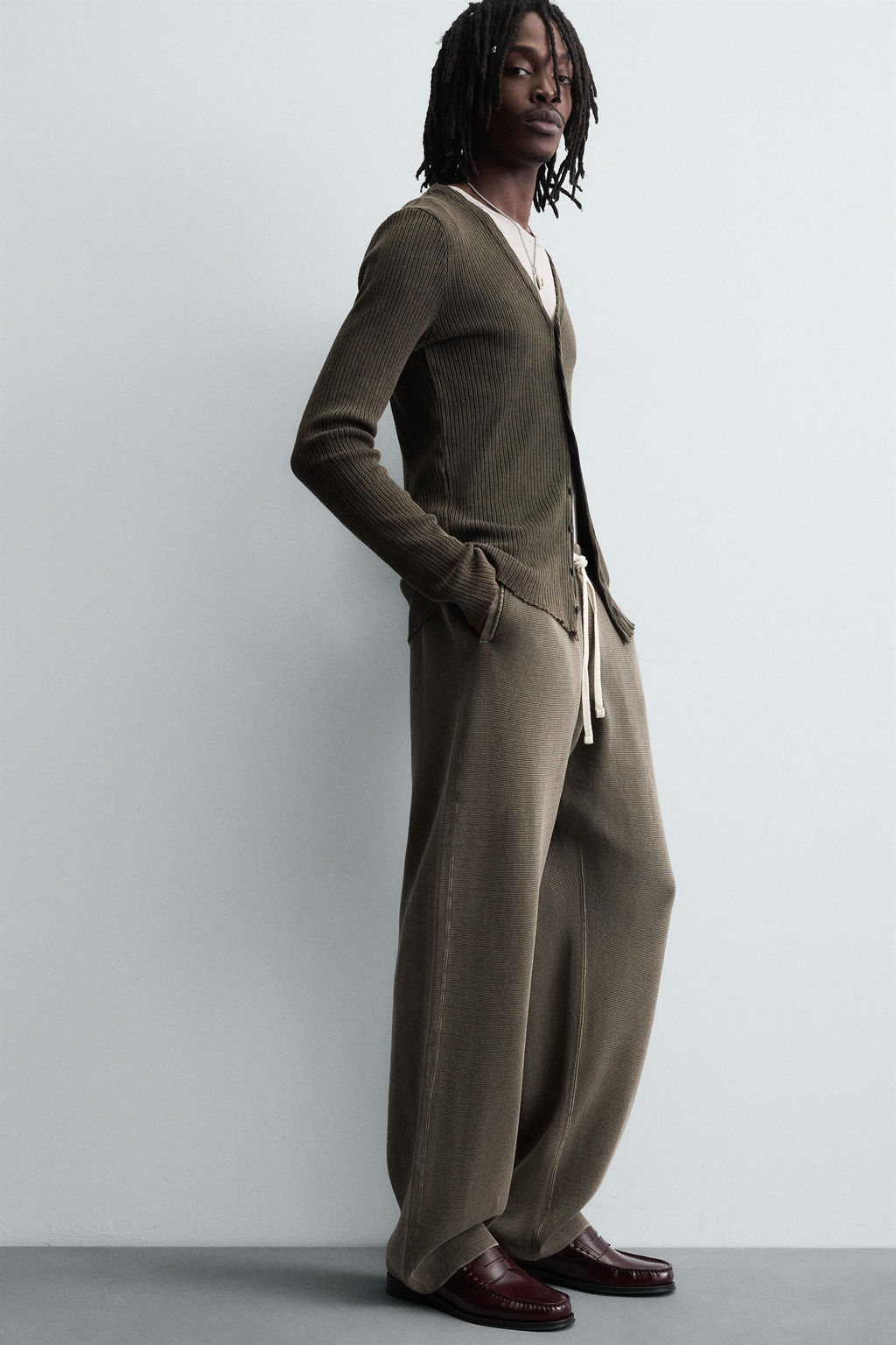 TEXTURED KNIT TROUSERS - Zara фото 6